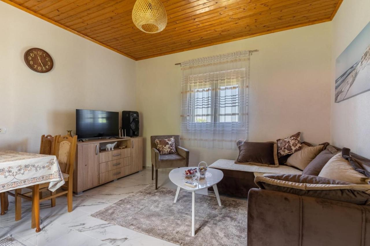 Apardibra Apartment *
